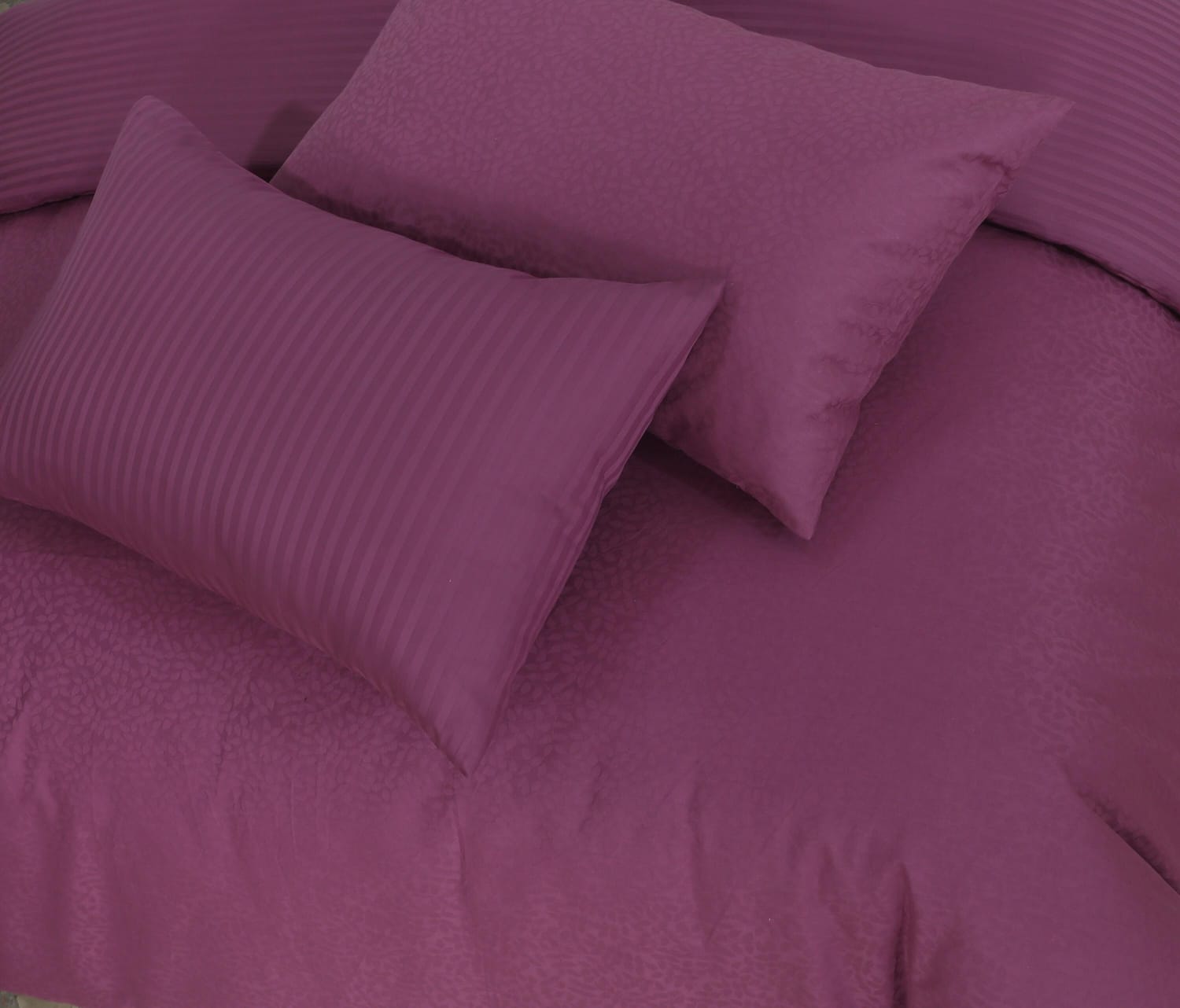 6-Piece ruby blosam Duvet Cover Set Dobby jacquard satin